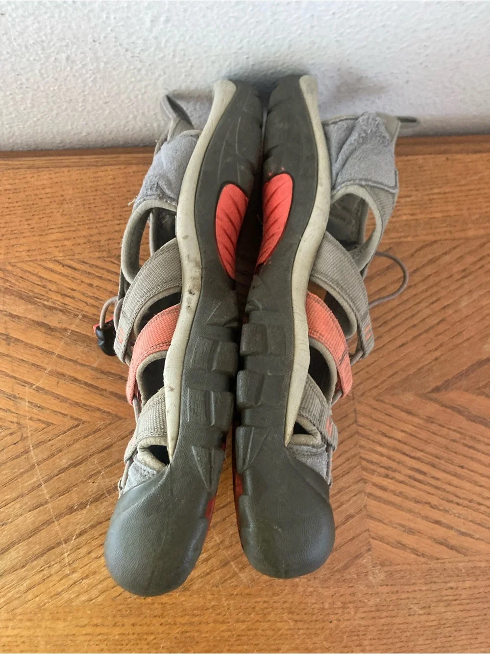 Keen men’s gray
